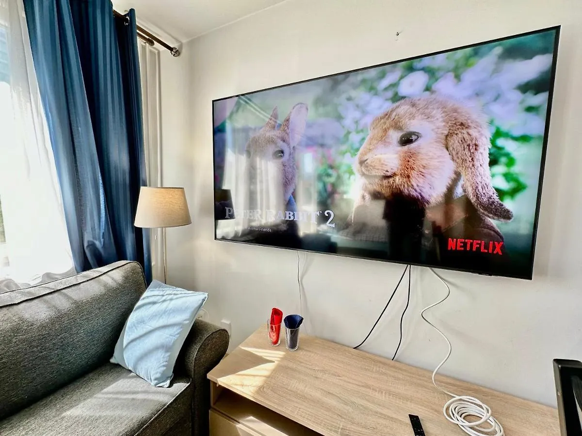 Apartament Neon 2 - Fast Wifi 70'Tv Netflix Hbo Max Appletv+ Warszawa