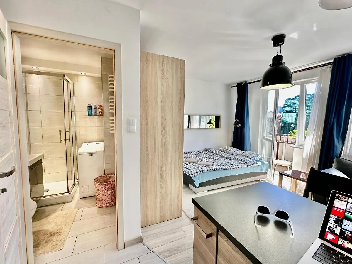 Apartament Neon 2 - Fast Wifi 70'Tv Netflix Hbo Max Appletv+ Warszawa 0*,