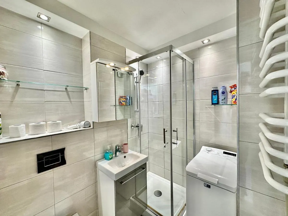 Apartament Neon 2 - Fast Wifi 70'Tv Netflix Hbo Max Appletv+ Warszawa