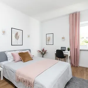  Apartament Superapart Nowolipki 23, Unwind In Urban Chic